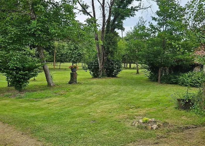 La Perigourdine فيلة